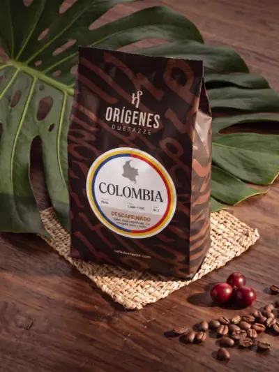 Café descafeinado de especialidad de Colombia en grano